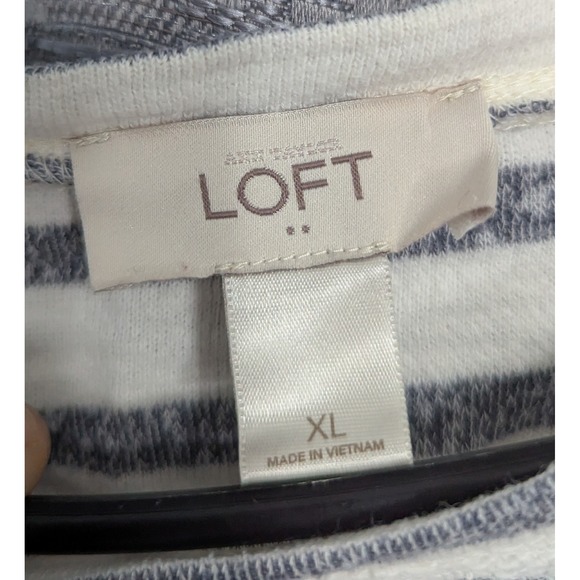 Ann Taylor Loft Women's Top XL Who/Gray 3/4‎ Sleeve - Picture 4 of 5